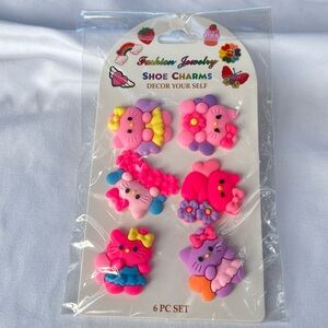 Shoe Charms Set, NWT, 1”, colorful soft kitties, croc decorations,